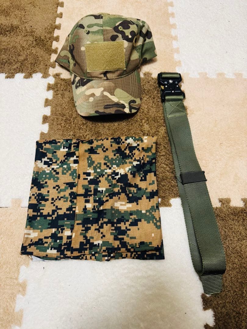 ミリタリー迷彩服、タクティカルベスト、ヘルメットセット
