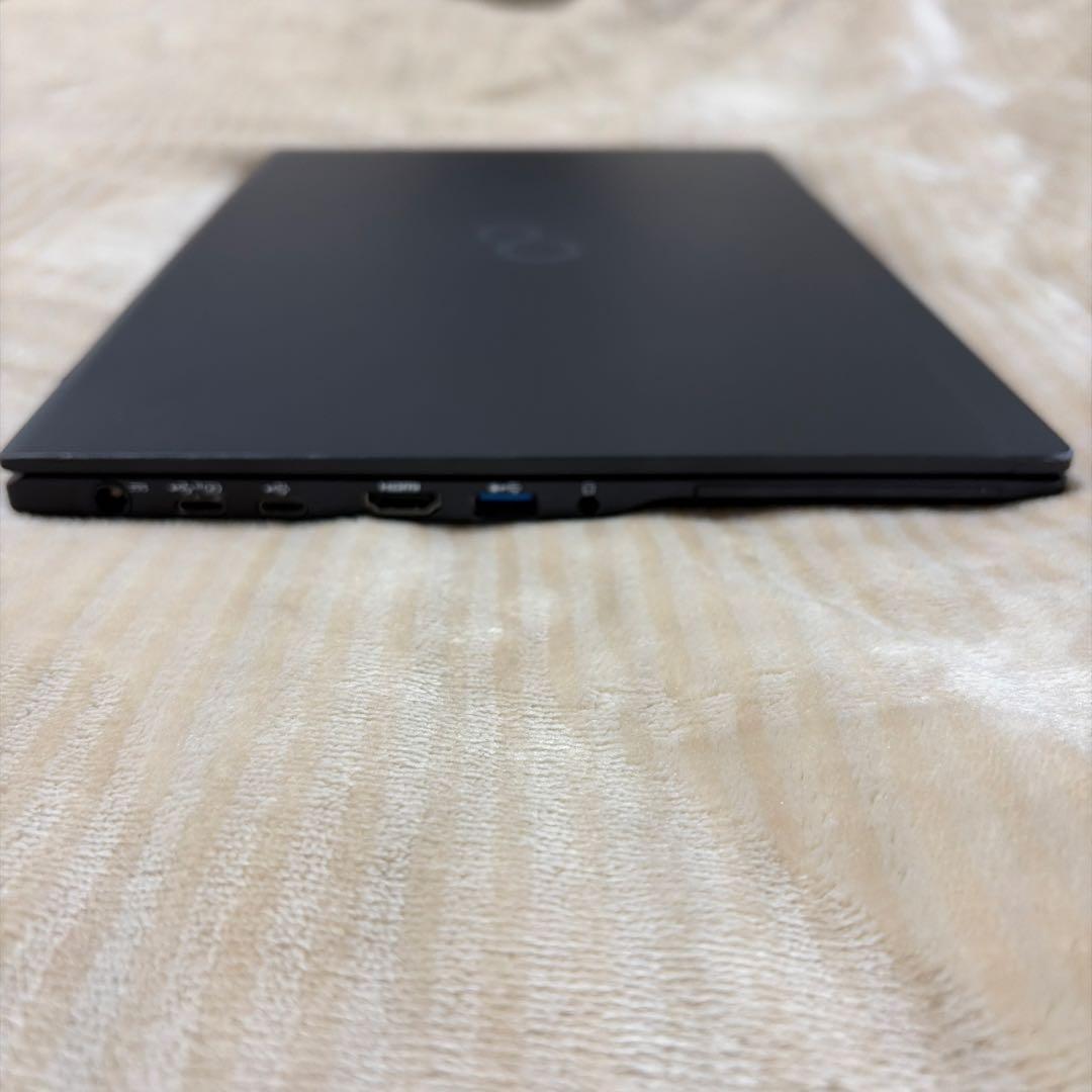 【超軽量746g】LIFEBOOK U939/A i5/8GB/256GB