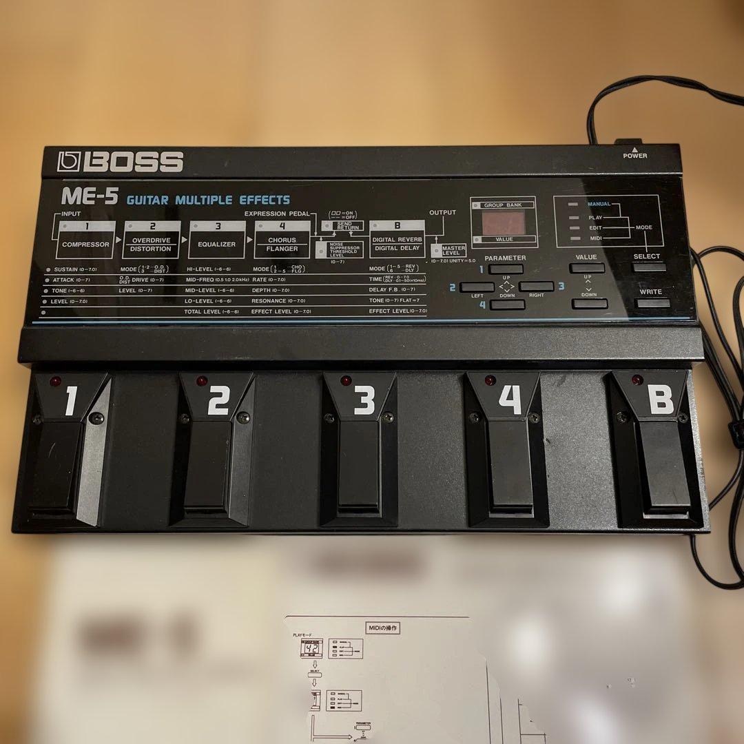希少　BOSS ME-5 マルチエフェクター　マニュアル付属　可動品