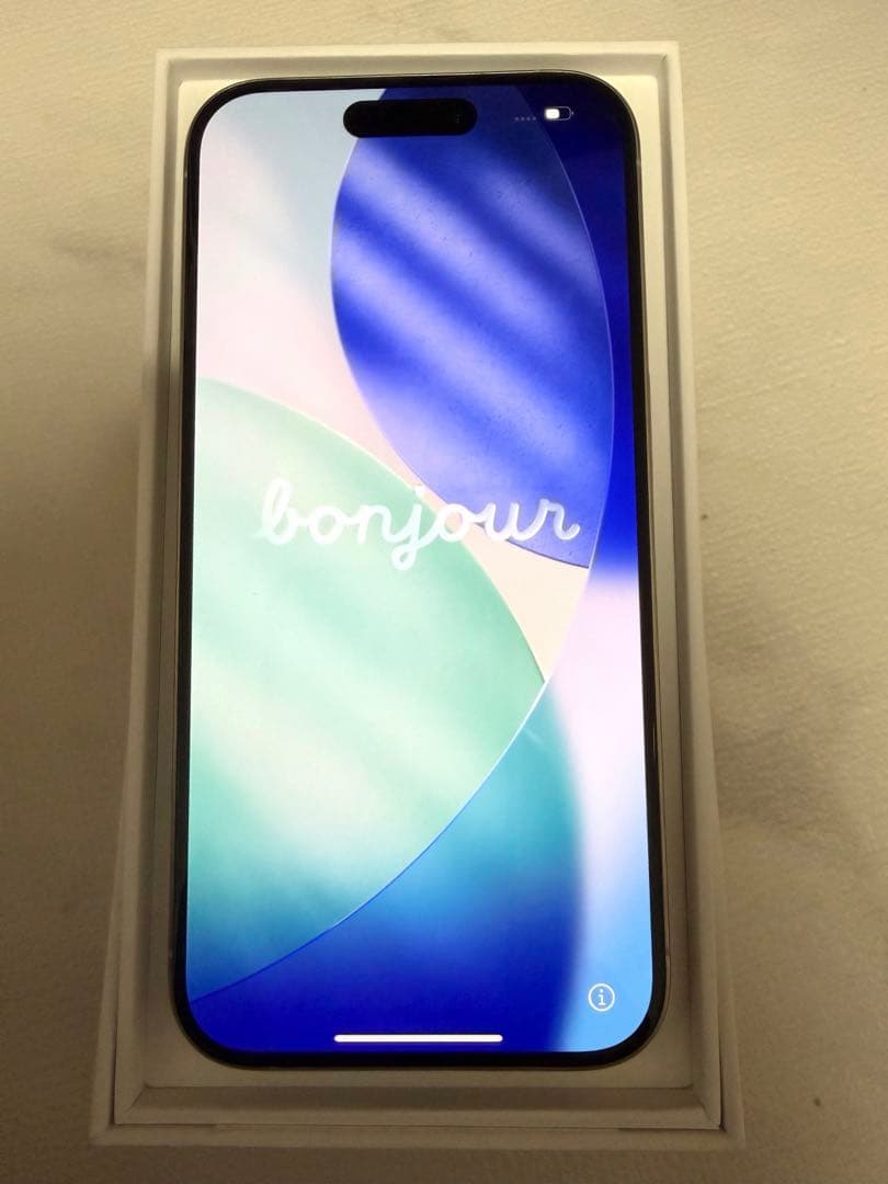 iPhone 15Pro ホワイトチタニウム 256GB SIMフリー