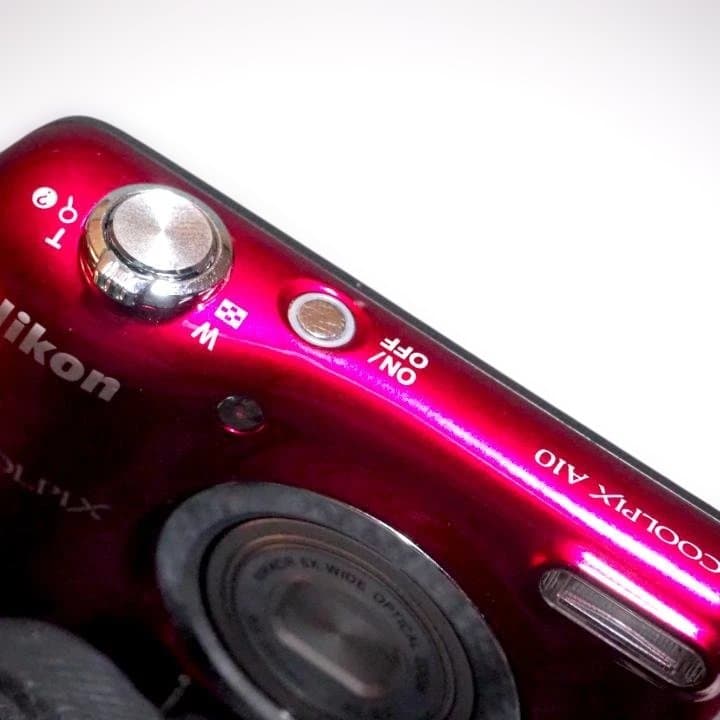 【美品】Nikon COOLPIX A10 レッド 本体