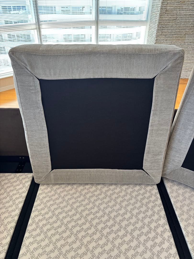 【最終売切り】arflex BRERA クッション 89×89 2個セット