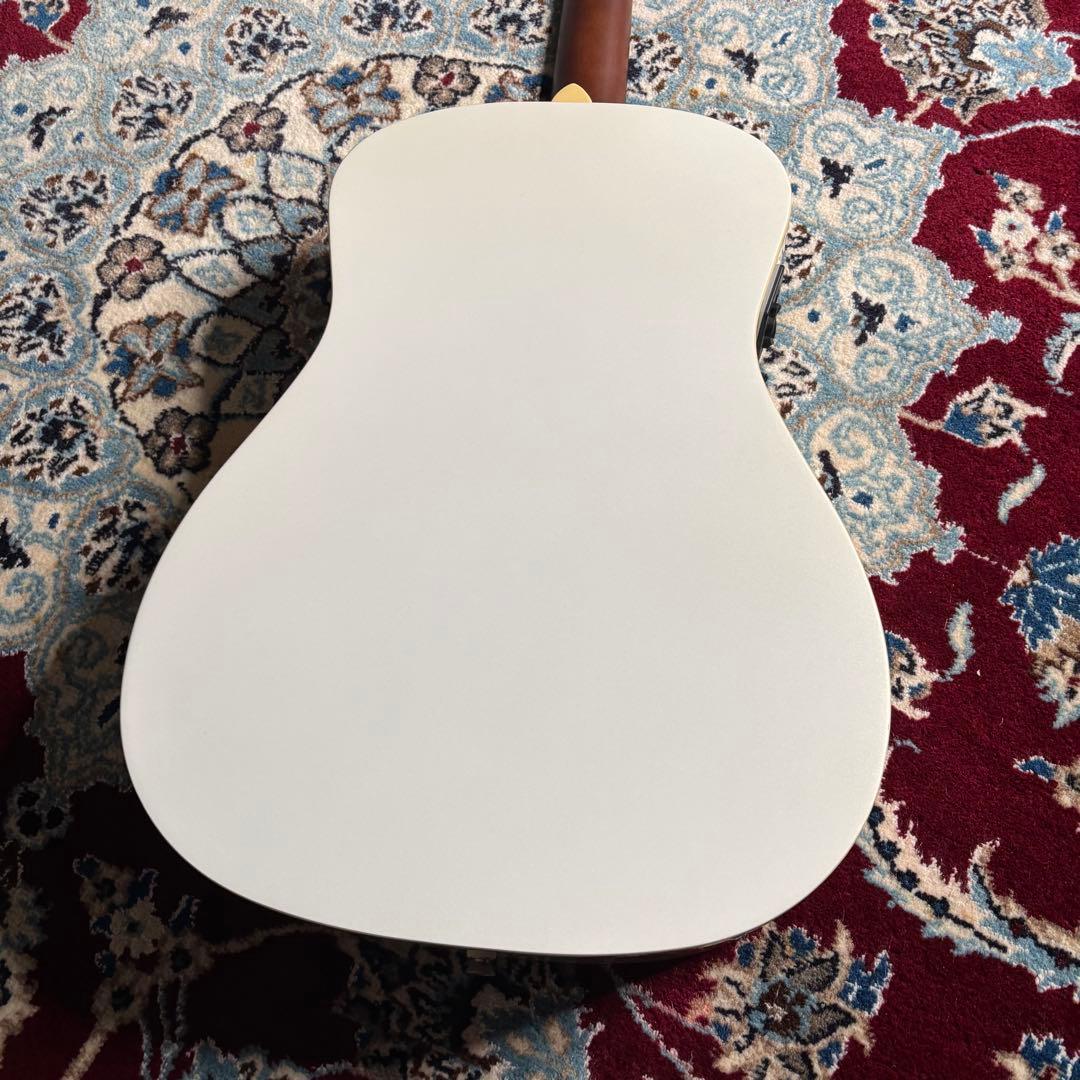 Fender Malibu Player Arctic Gold エレアコ