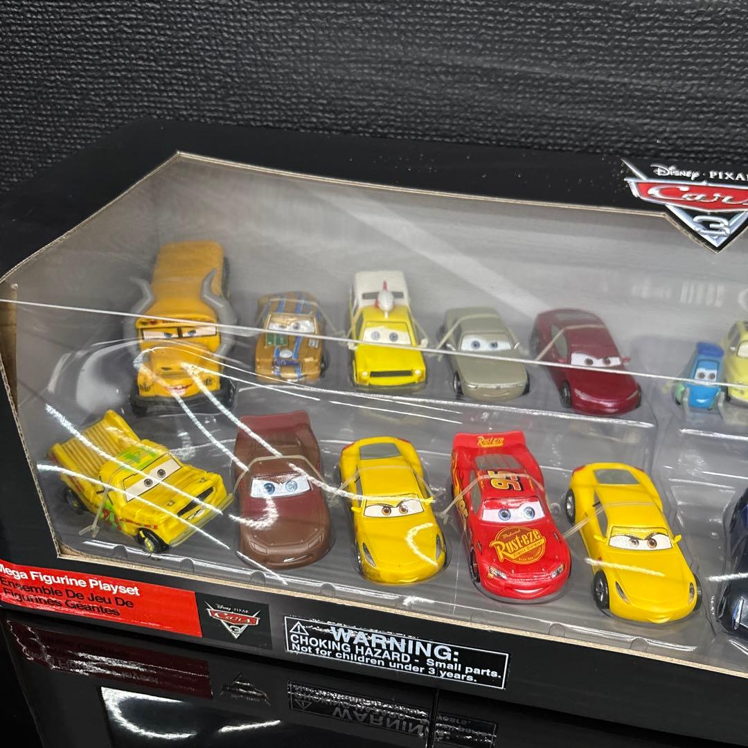 ディズニー・ピクサー カーズ3 メガフィギュアプレイセット