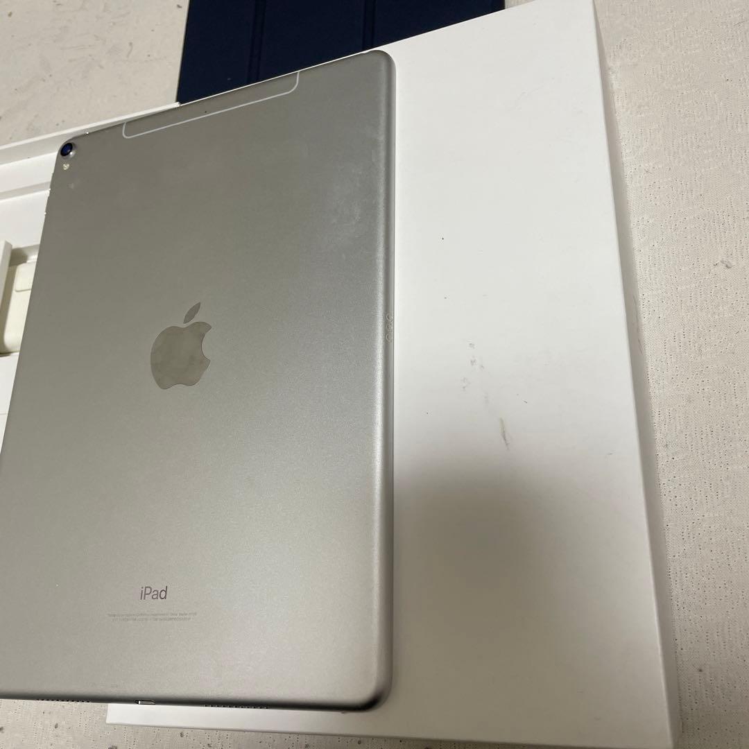 Apple iPad Pro 10.5インチ64GB ホワイト　バッテリー90%