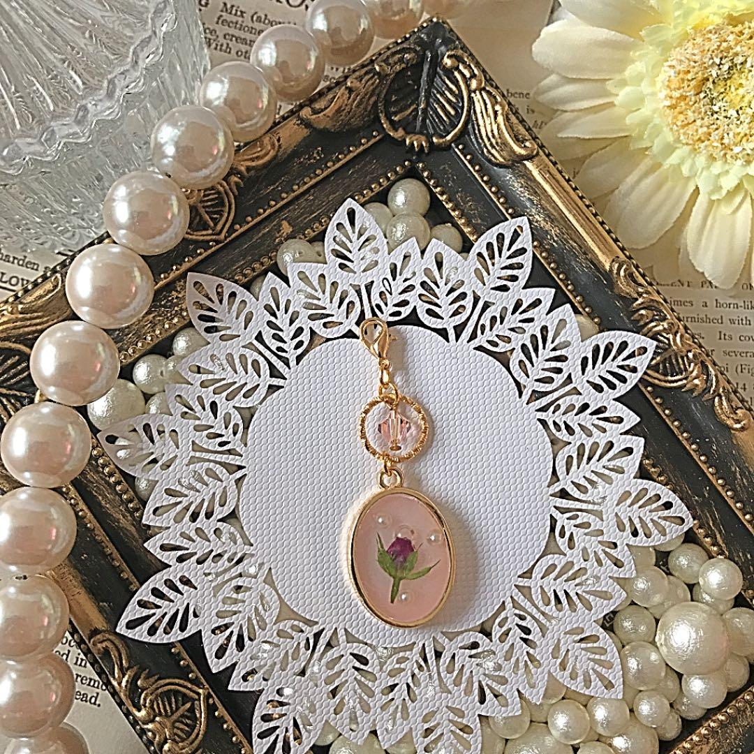 ♡139❤️ 薔薇　押し花　レジン　チャーム　マスクチャーム