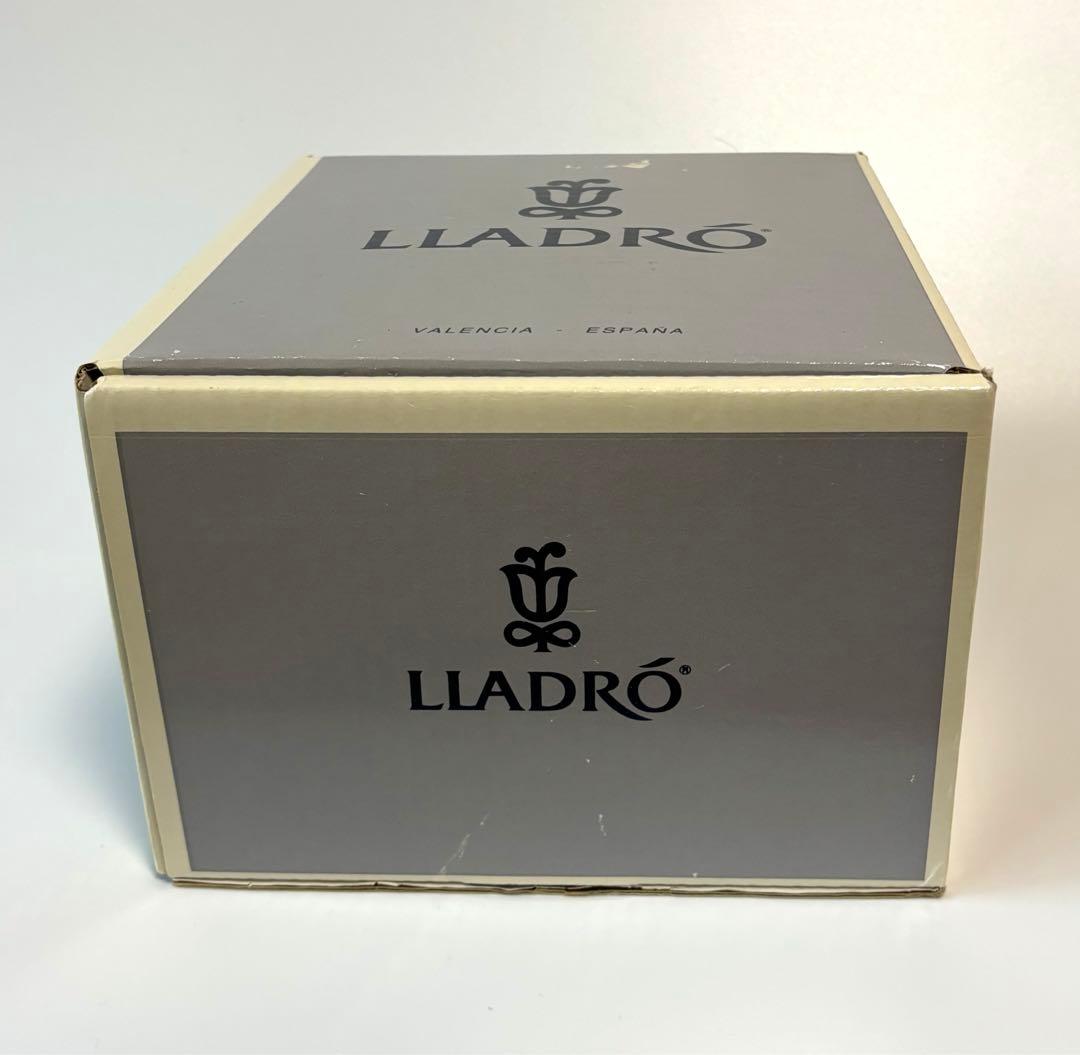 美品/絶版品 リヤドロ LLADRO 1535 「みんな、おねんね」BOX付