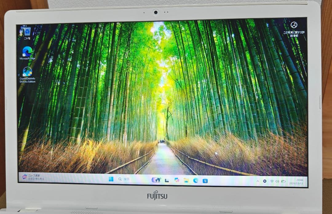 Fujitsu ノートPC ホワイト LIFEBOOK AH30/D1