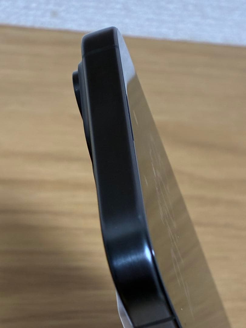 【美品】 iPhone 15 Pro max 256GB ブラックチタニウム