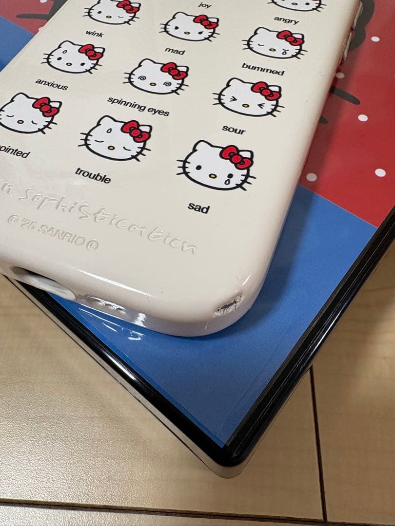 Urban sophistication ハローキティ iPhone16