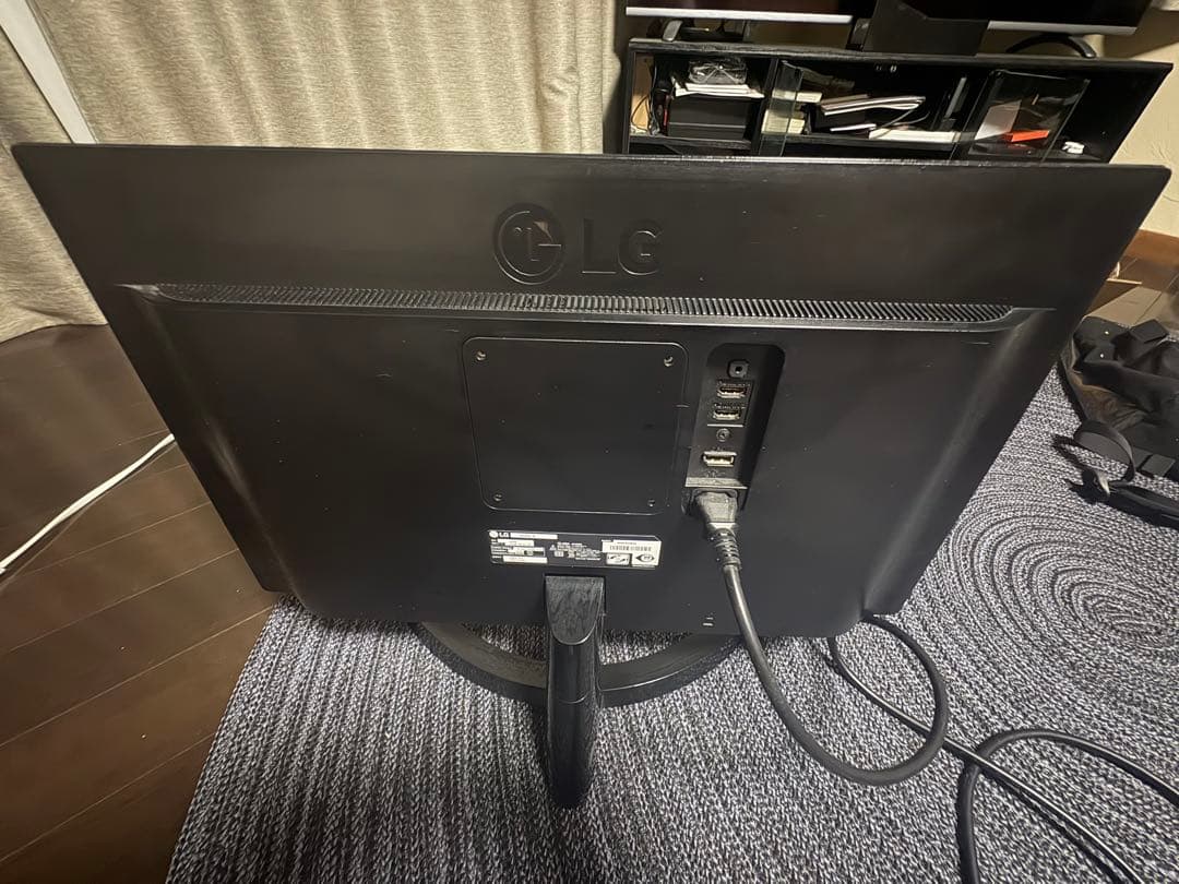 LG 24UD58-B 24インチモニター