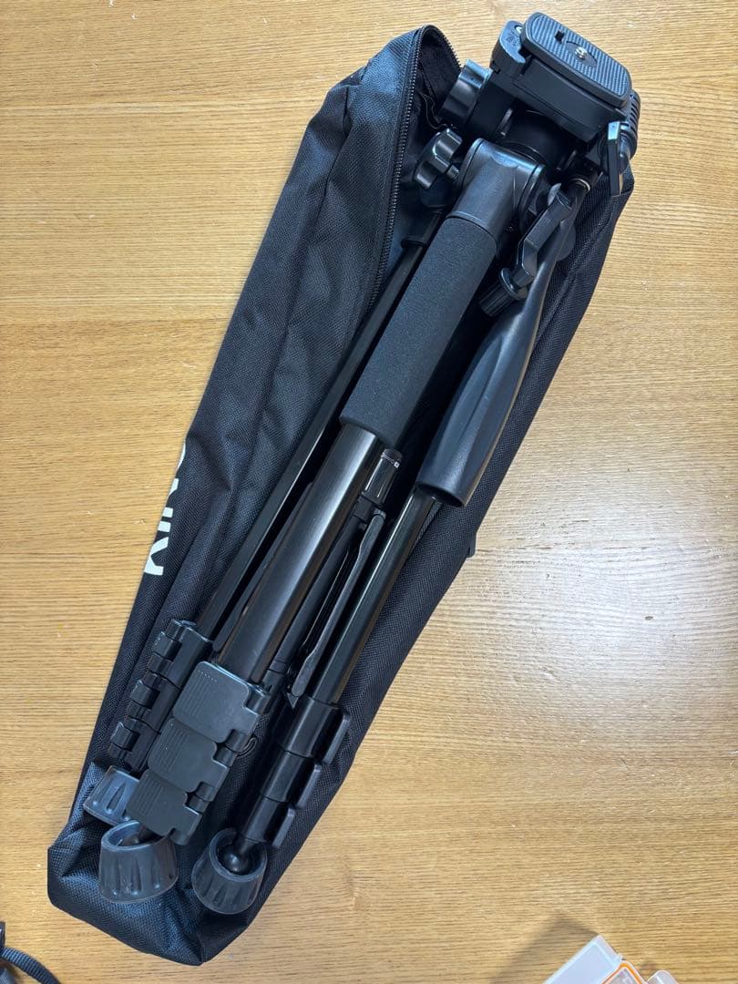 Canon デジタルカメラeos kiss m ダブルレンズキット／ホワイト