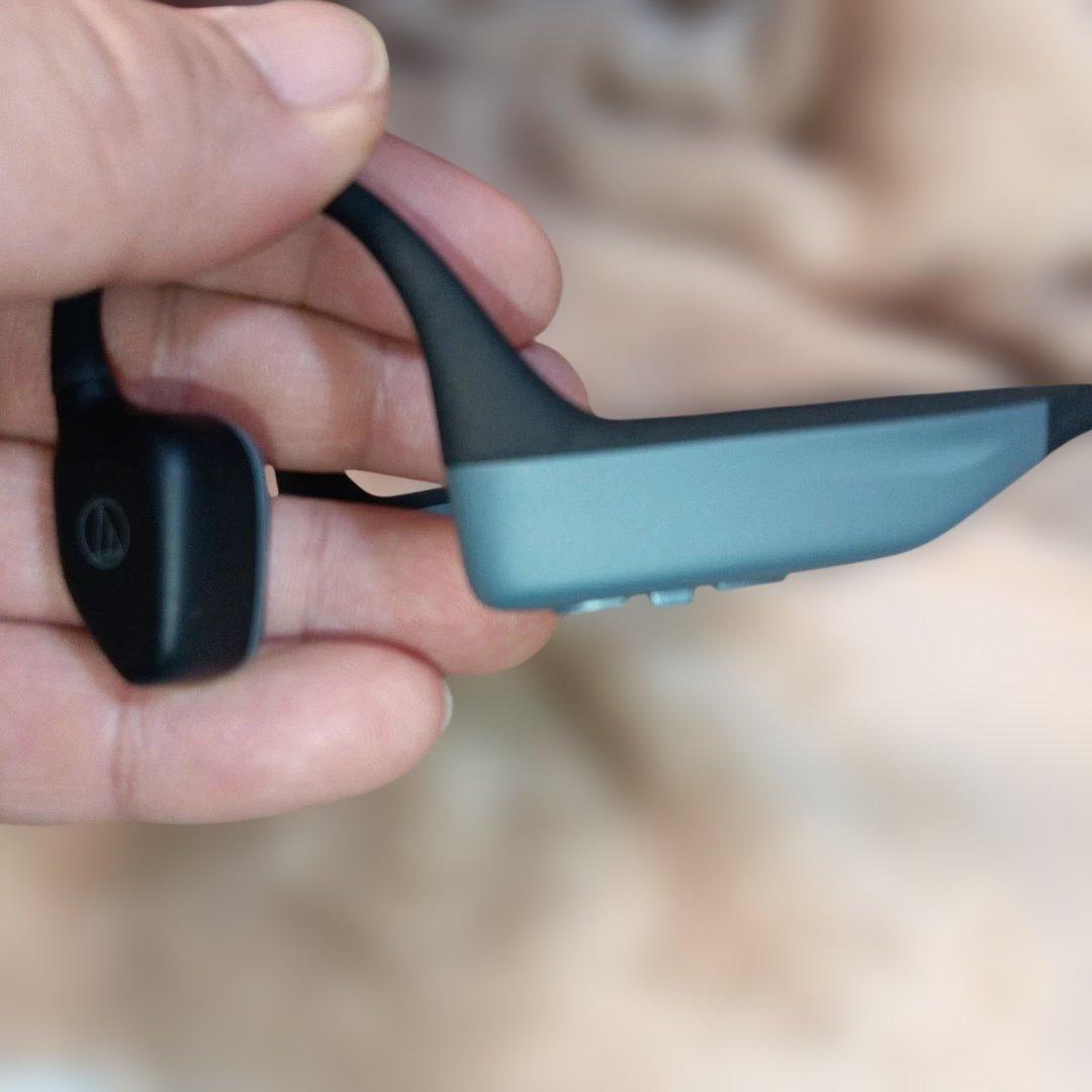 s*o様 【音イイ☆】オーディオテクニカ 骨伝導イヤホン ブラック