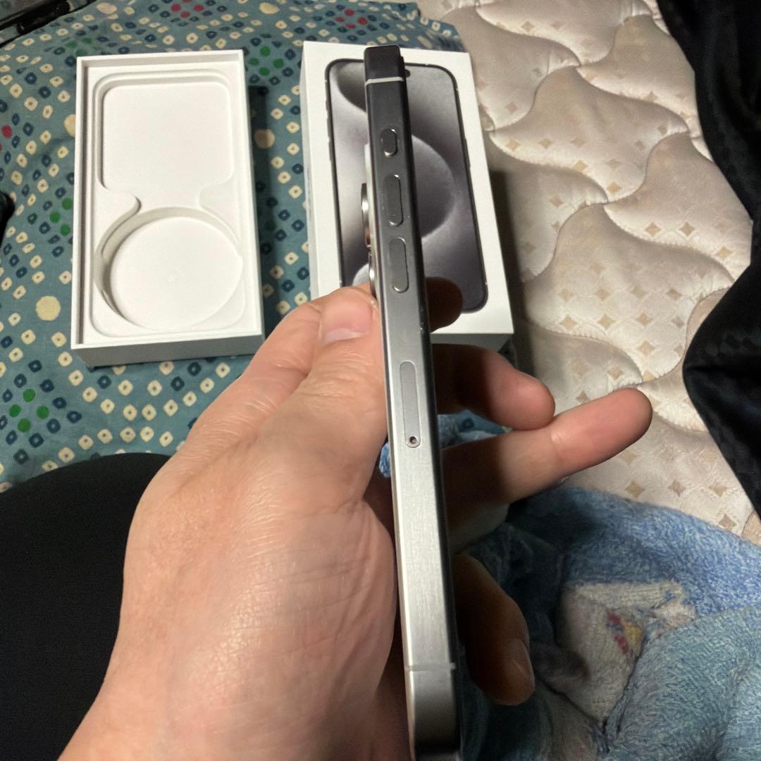 narumiさん専用！iPhone15PRO 128G ホワイトチタニウムSIM