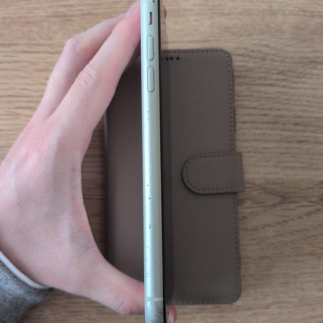 iPhone11 64GB ホワイト