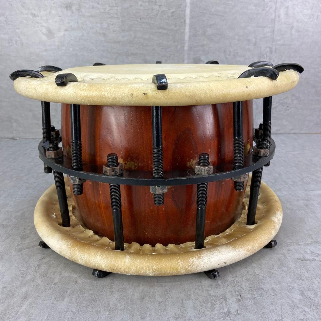 締太鼓　ボルト締め 附締太鼓　和太鼓　３丁掛け　７寸　立奏台付き