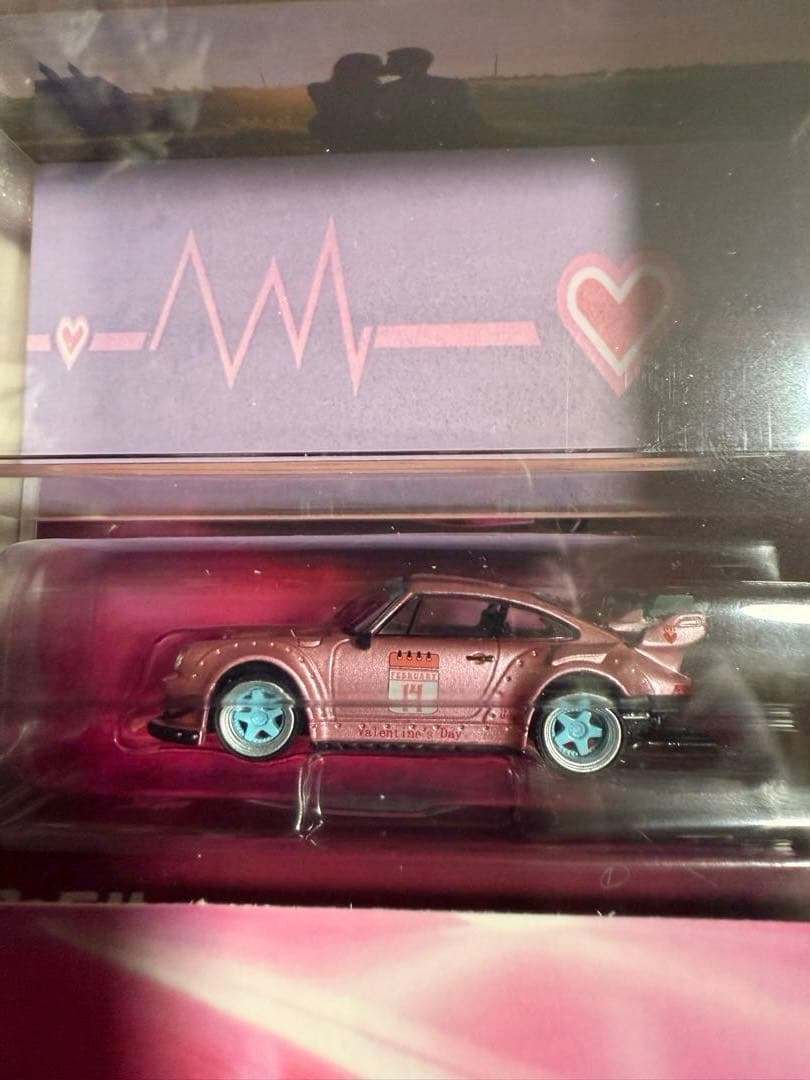 MODEL PORSCHE 930 RWB バレンタイン スペシャルモデル