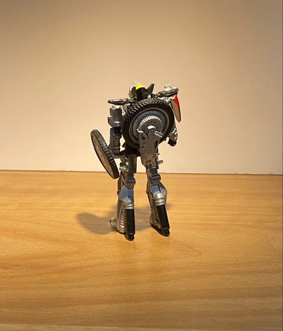 s.h.figuarts オートバジン フィギュアーツ