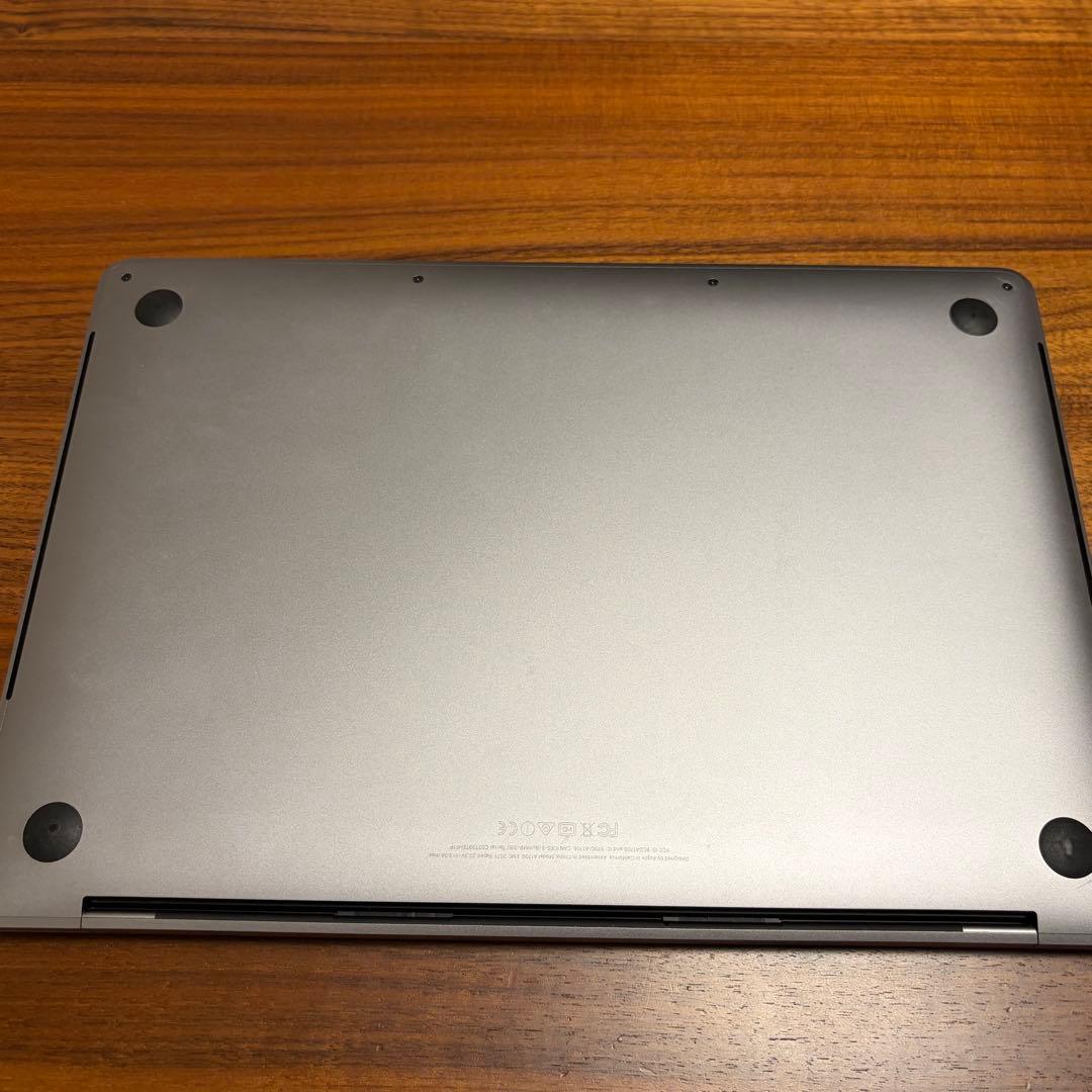 美品 MacBook Pro13 i5 8GB Monterey 充放電74回