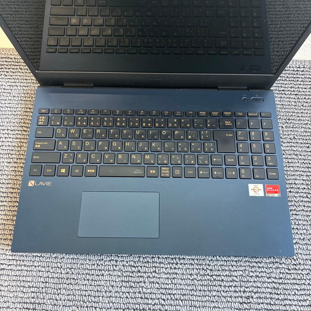 鶴屋様NEC Lavie N1515/A Athlon Silver 3050U