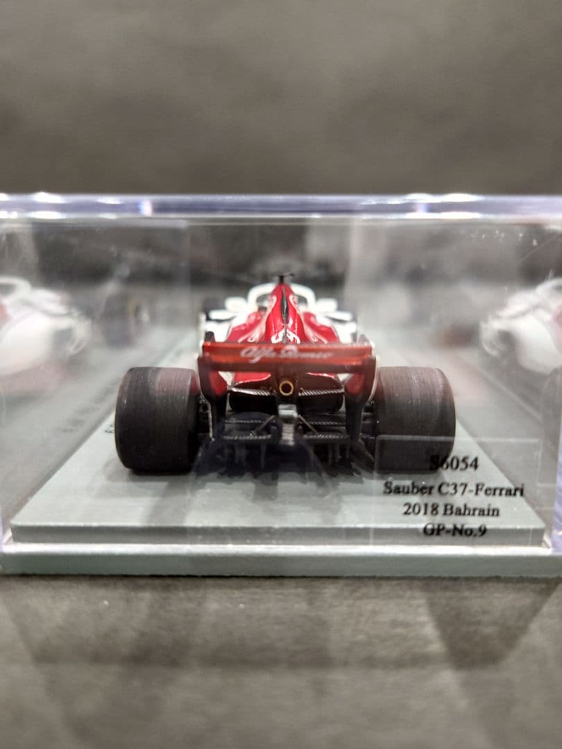 スパーク 1/43 F1 2018 Sauber Ferrari C37