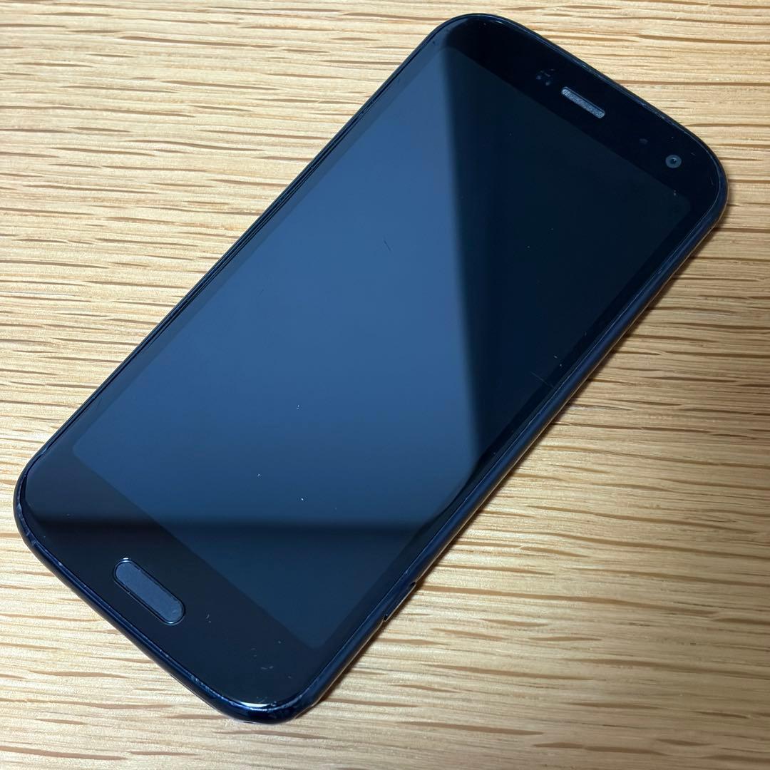 SIMフリー　らくらくスマートフォン　F-52B 8362