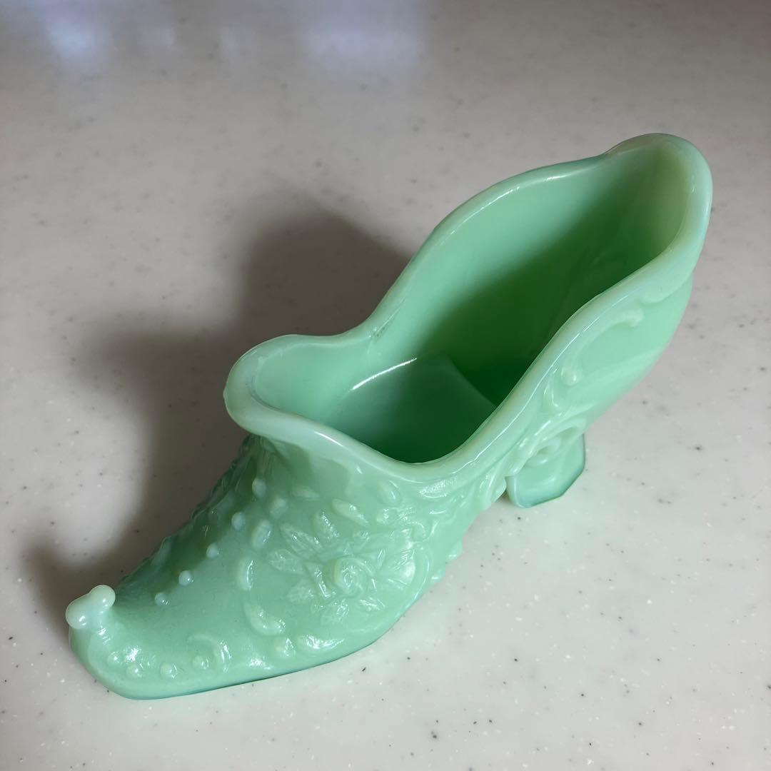 ジェダイ色　靴形の置物