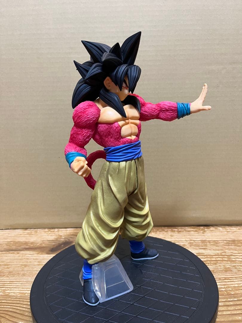 一番くじ　ドラゴンボール　 グレイテスト サイヤン B賞　超サイヤ人4　孫悟空