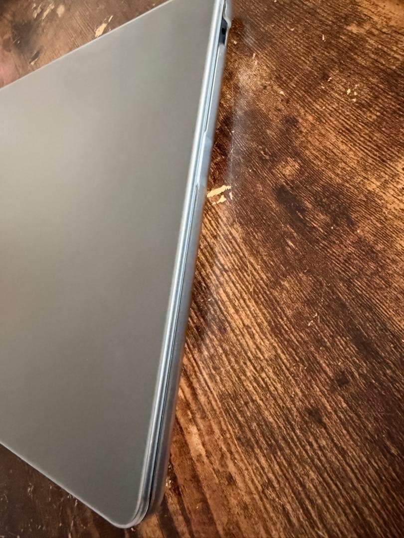 MacBook Air M2 13インチ スペースグレー　100%バッテリー