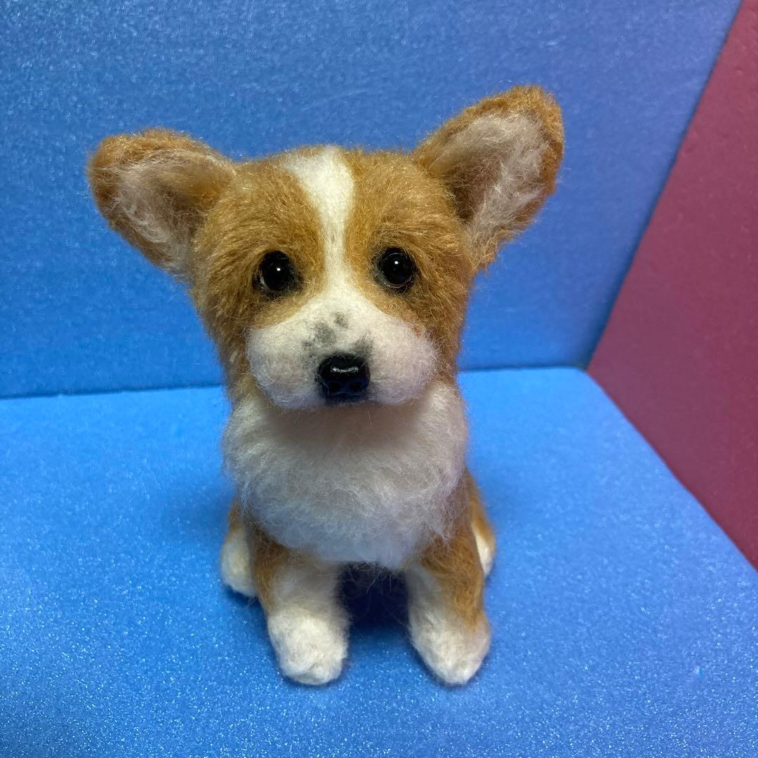 羊毛フェルトコーギー