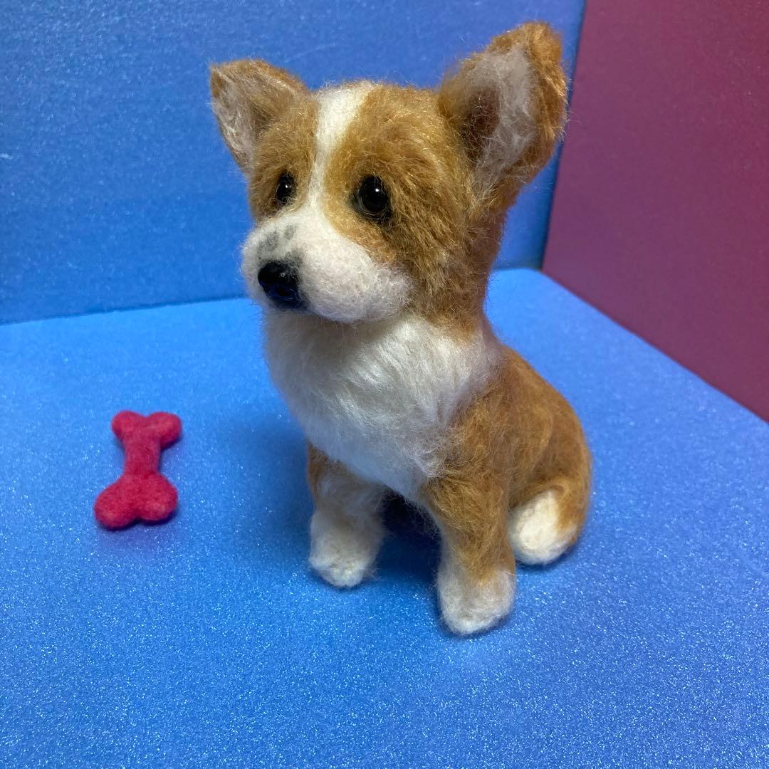 羊毛フェルトコーギー