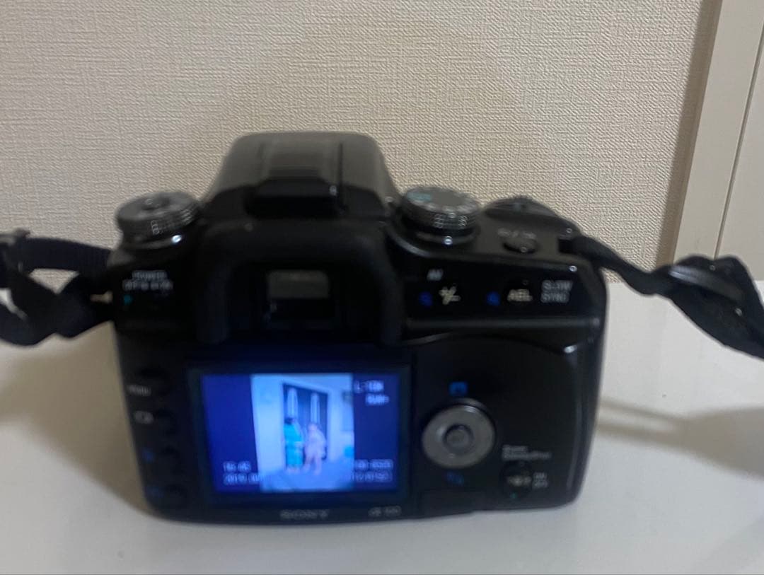 【完動品】SONY α 100デジタル一眼レフカメラ 本体