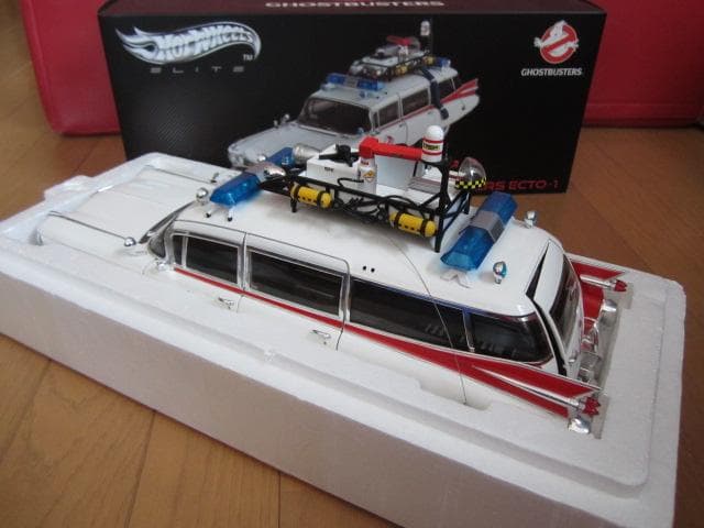 マテル　ホットウィール　ゴーストバスターズ　1/18　ECTO-1　エリート