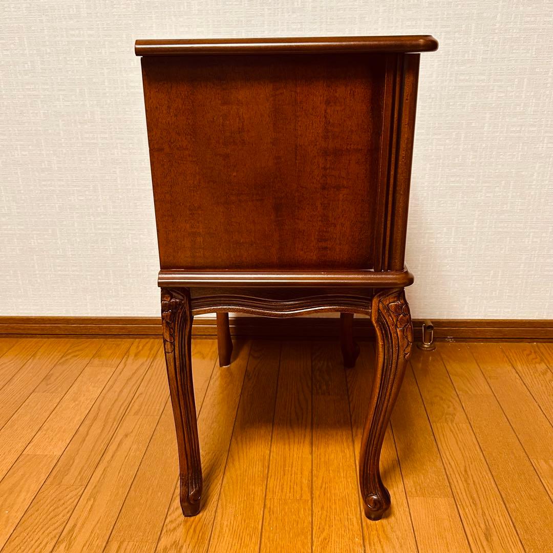 【美品】猫脚 2段チェスト コンソールテーブル アンティーク家具 花柄レリーフ