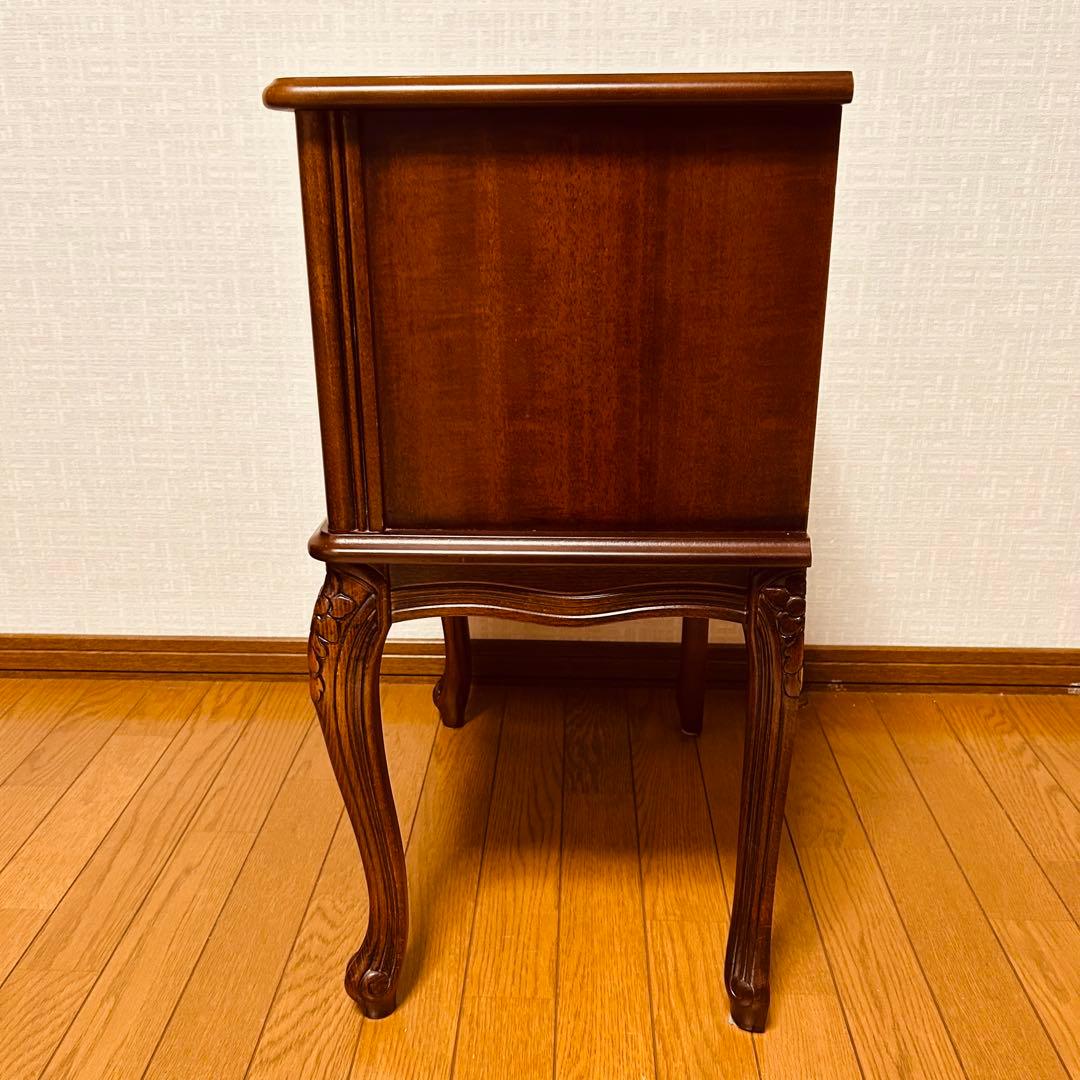 【美品】猫脚 2段チェスト コンソールテーブル アンティーク家具 花柄レリーフ