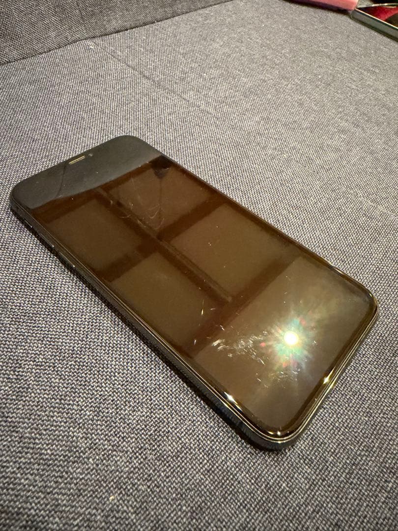 iPhone X 256GB SIMフリー バッテリー79% 画面小キズあり