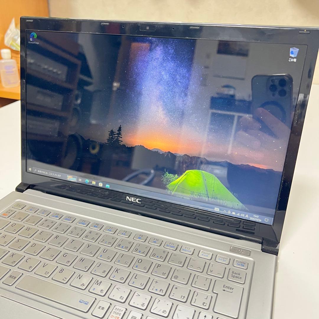 軽量ultrabook NEC Lavie Z PC-LZ750HSおまけ付