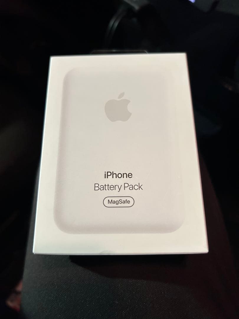 【美品】Apple正規品 iPhone batterypack MagSafe