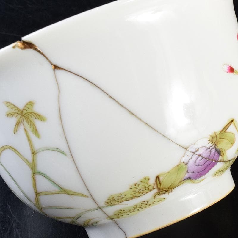 中国　大清光緒年製　粉彩花昆虫文碗　V　7805E