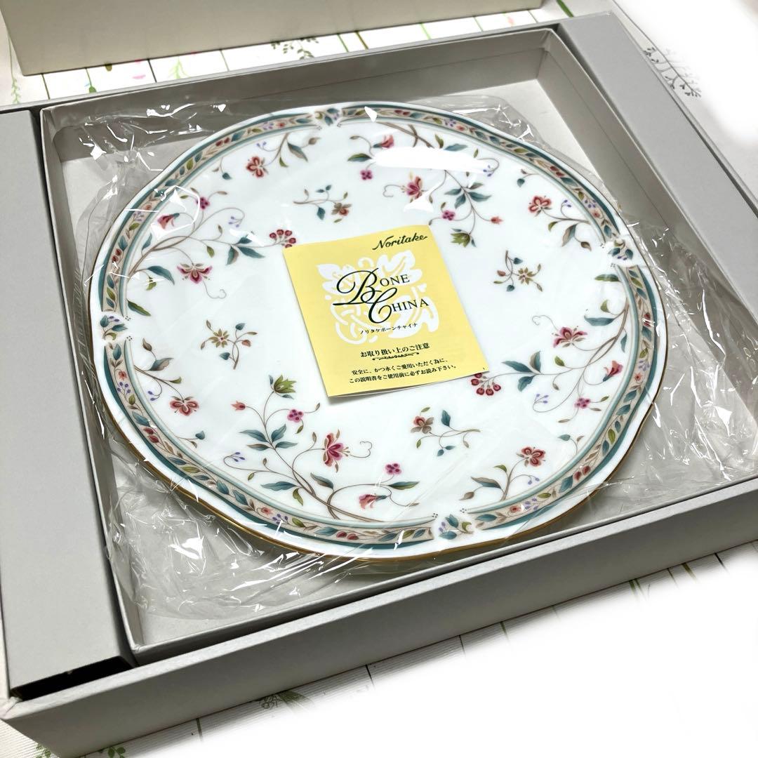 新品　NORITAKE プレート　25.5㎝×1枚　15.5㎝×5枚　花更紗　2