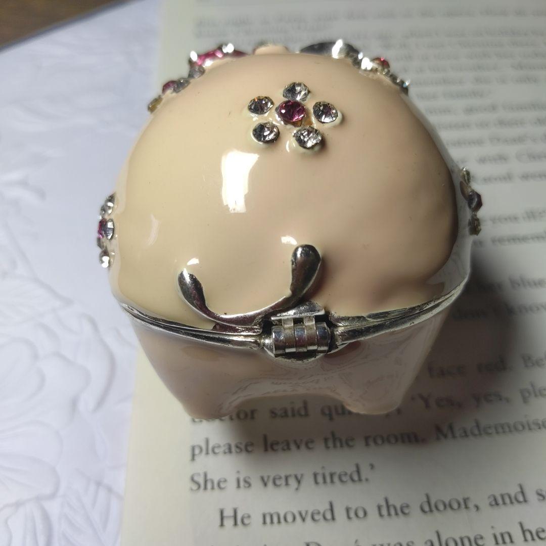 豚型アクセサリーケース クリーム色