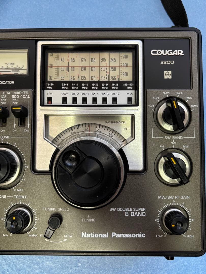 National Cougar 2200 チューナーFM・中波・短波　中古美品