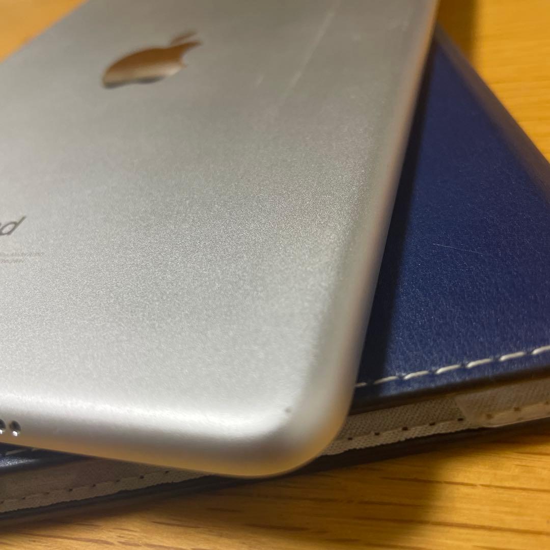 iPad mini 第4世16GB ホワイト