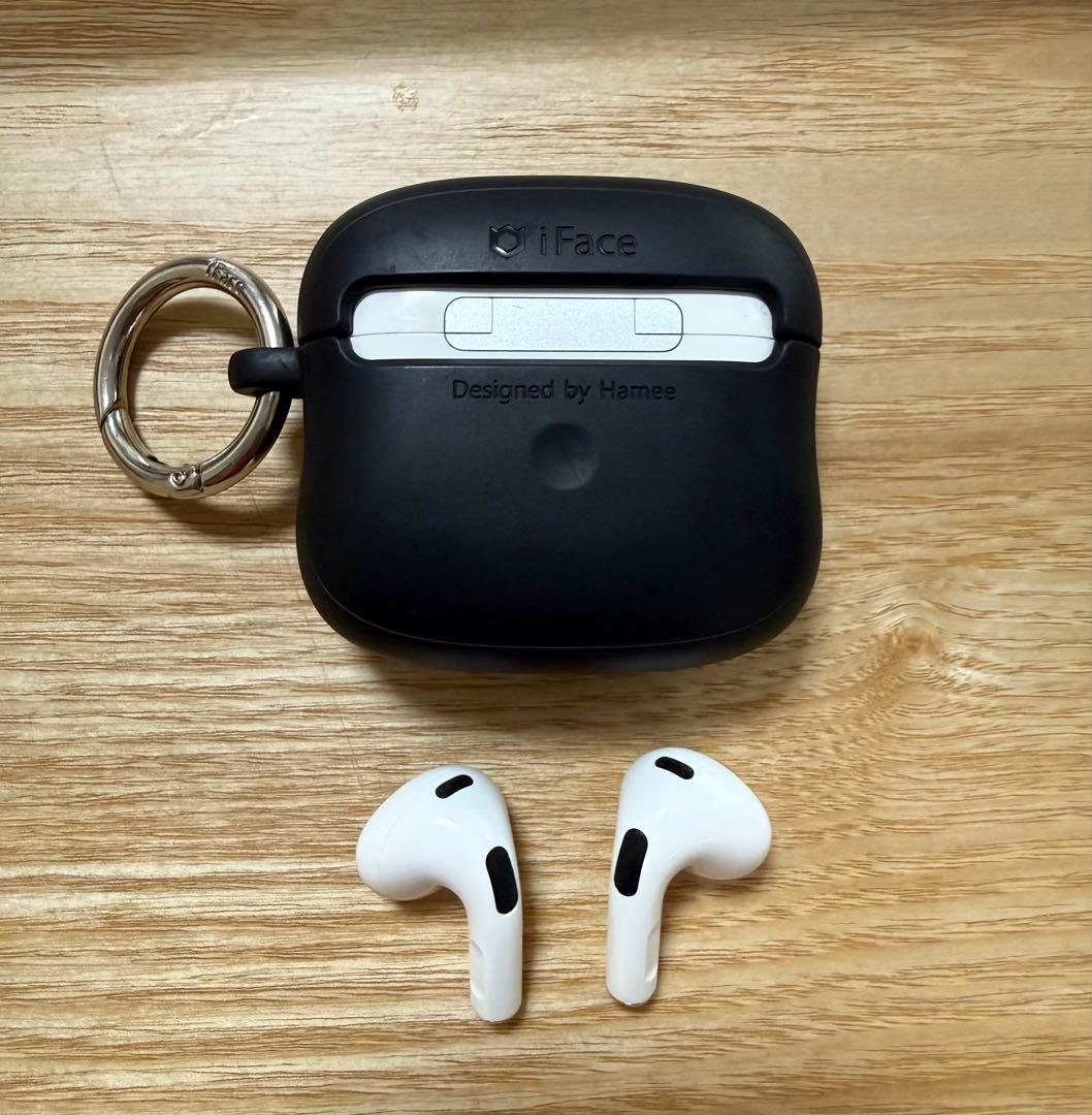 AirPods（第3世代）本体　と　ifaceドラえもんデザイン ケース付き