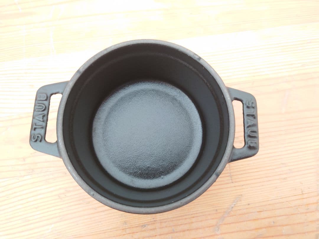 未使用★STAUB/ストウブ ピコ・ココット ラウンド ブラック10cm★