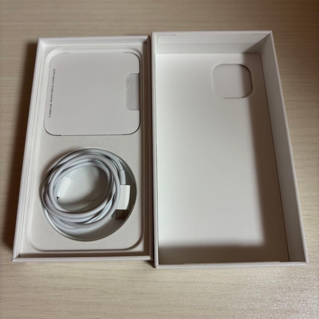 Apple iPhone 13 ホワイト 本体 128GB SIMフリー 84%