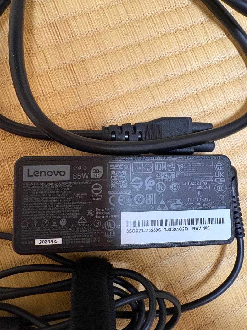 美品Lenovo IdeaPad Slim 3 Gen 8 Ryzen5