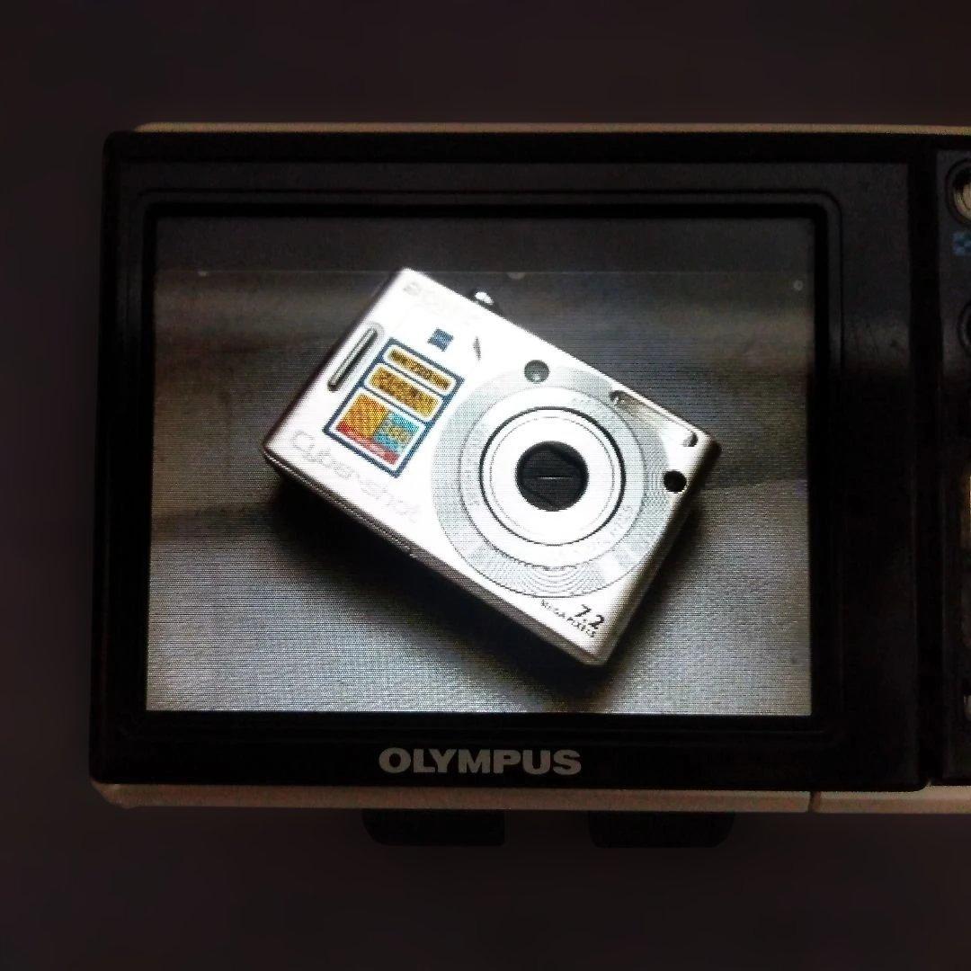 OLYMPUS CAMEDIA FE-46　ホワイト