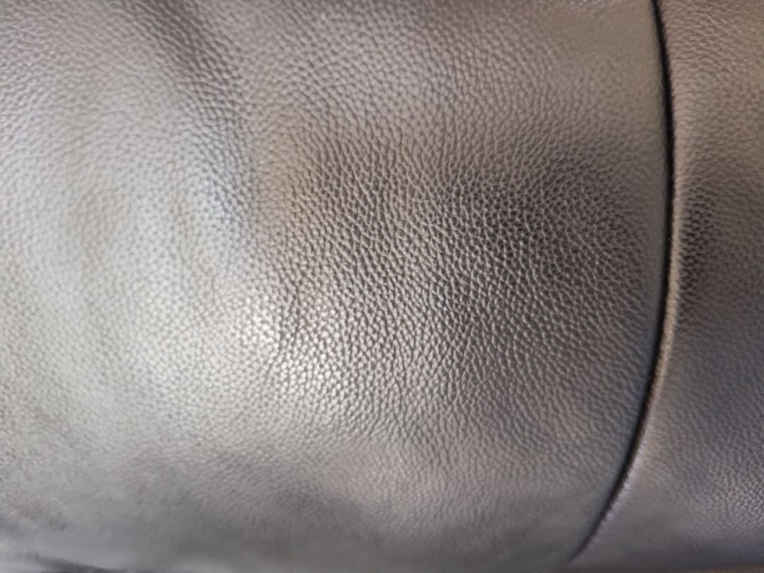 トリプルスターニトリフリオ KD黒レザー本革2人掛けソファ