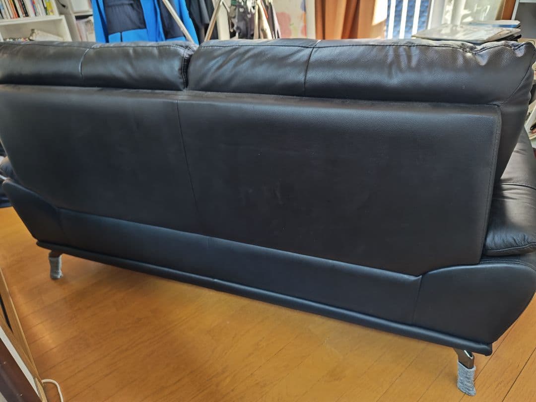 トリプルスターニトリフリオ KD黒レザー本革2人掛けソファ